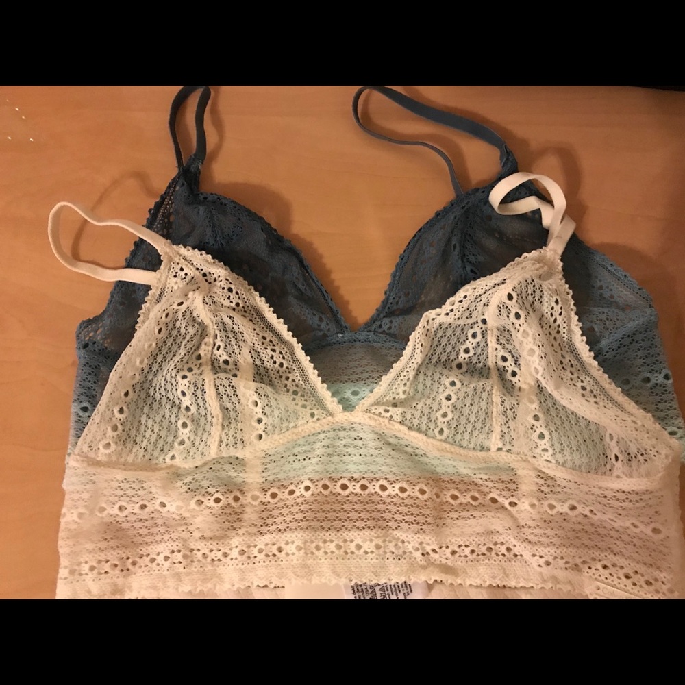 Calvin Klein set bralettes size medium
